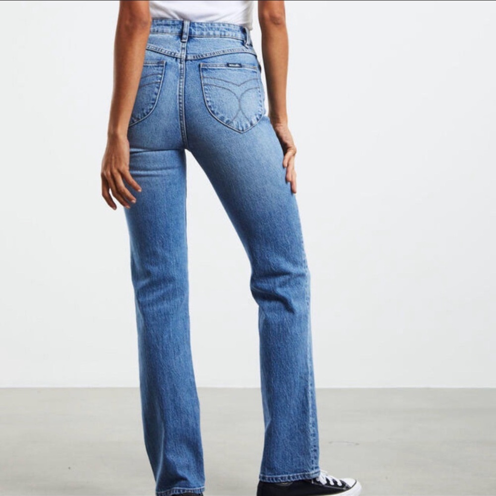 ROLLA'S Women's Straight Leg Jeans in Light Blue Denim